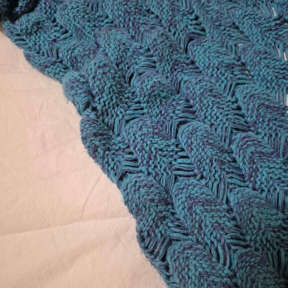 Turquoise Mermaid Tail Blanket for Adult size - Picture 11 of 15
